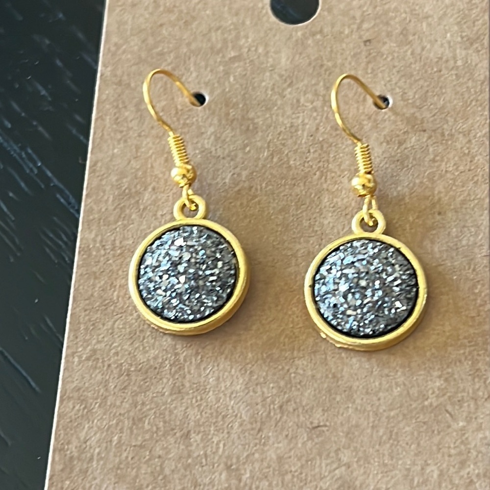 Dangling steel gray druzy style earrings-NWT